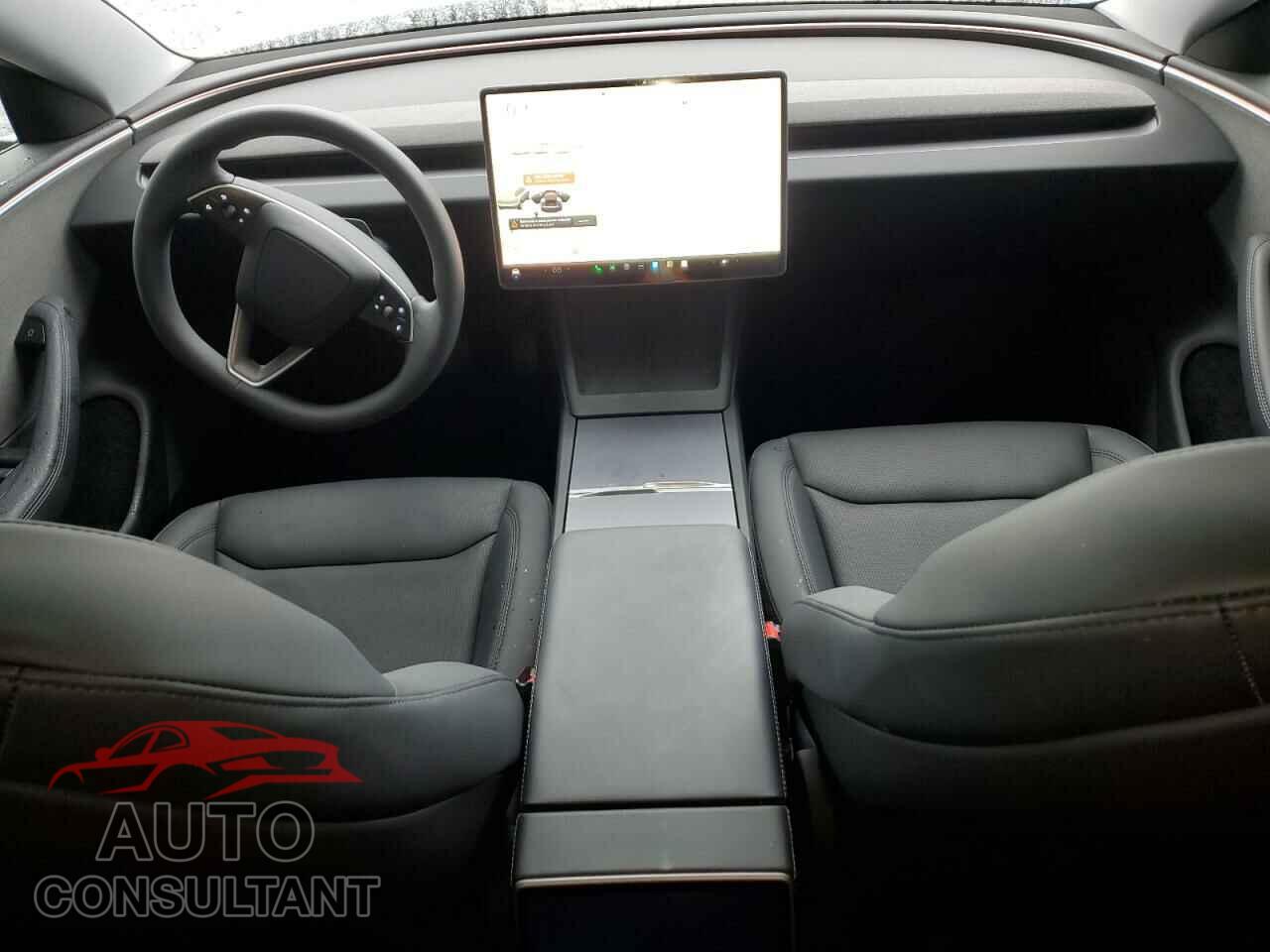 TESLA MODEL 3 2024 - 5YJ3E1EA0RF772681