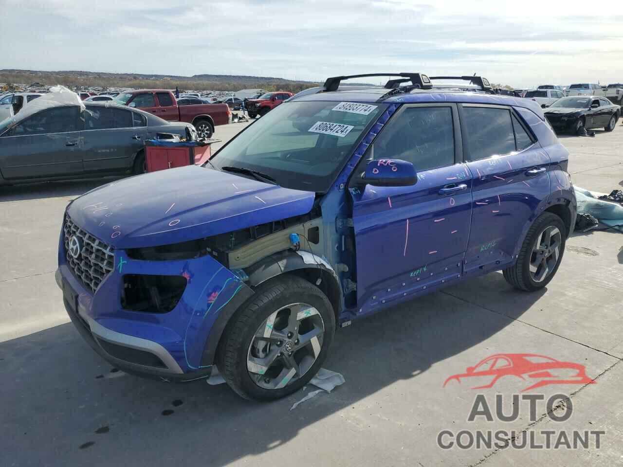 HYUNDAI VENUE 2024 - KMHRC8A37RU299901