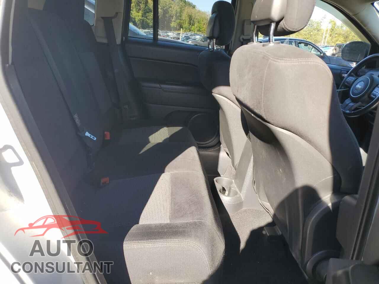 JEEP COMPASS 2011 - 1J4NF1FB1BD279953
