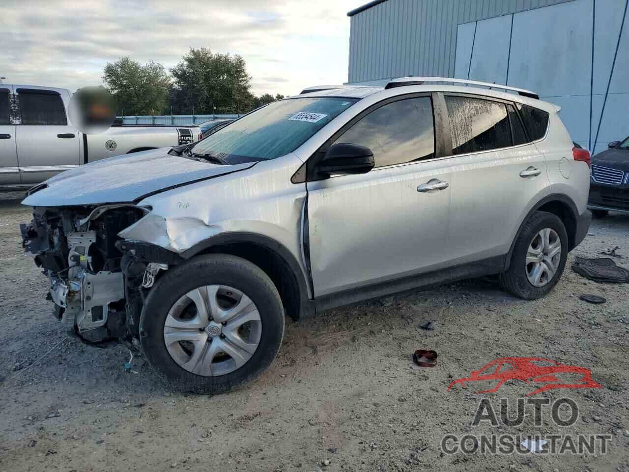 TOYOTA RAV4 2015 - JTMZFREV9FJ028493