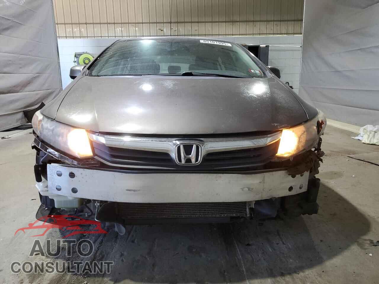 HONDA CIVIC 2012 - 2HGFB2F55CH576705