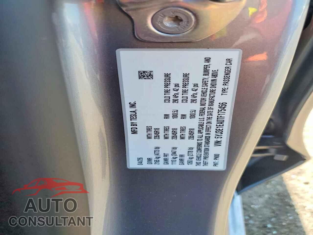 TESLA MODEL 3 2026 - 5YJ3E1EA0TF175456
