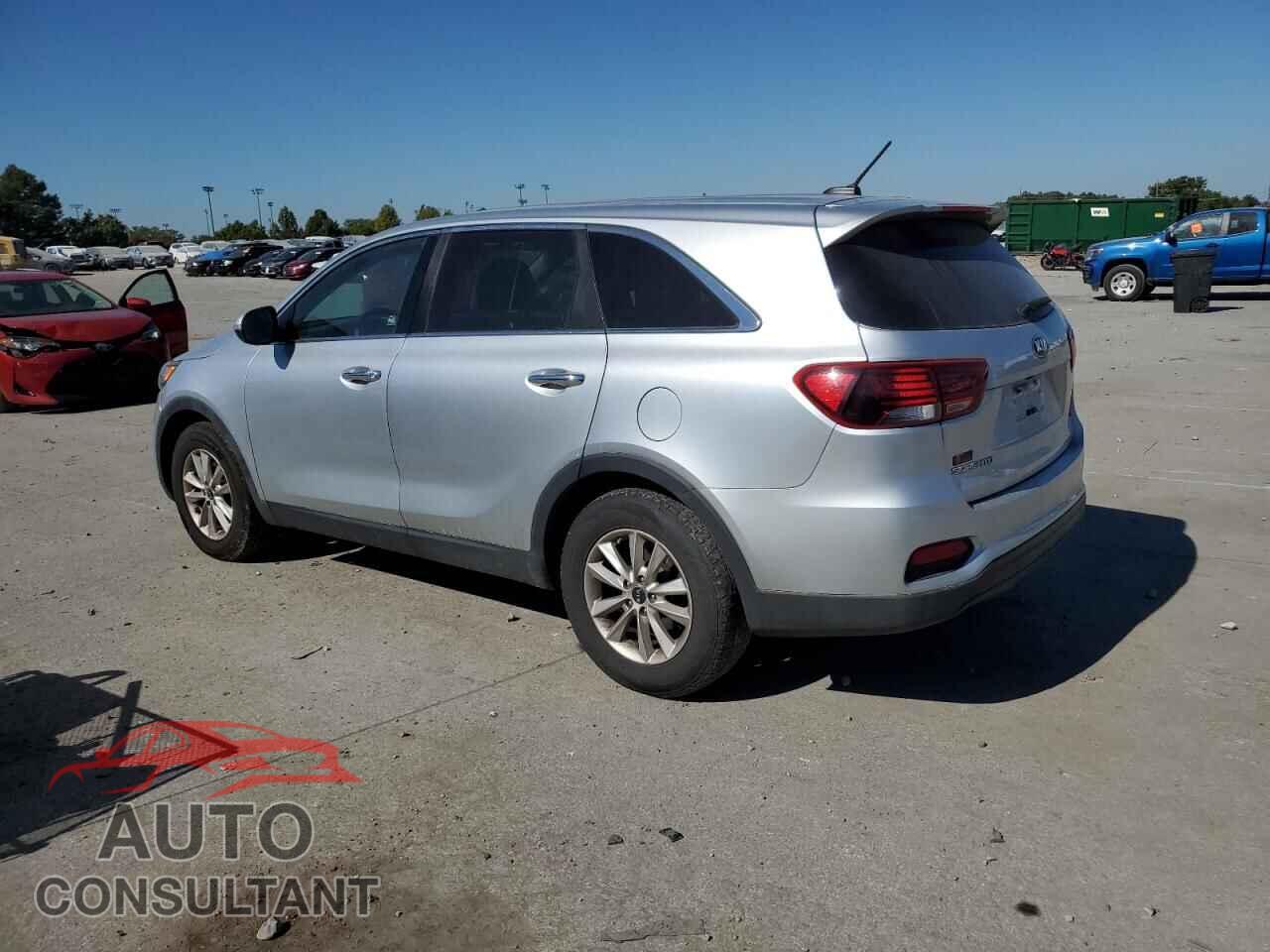 KIA SORENTO 2019 - 5XYPG4A59KG484792
