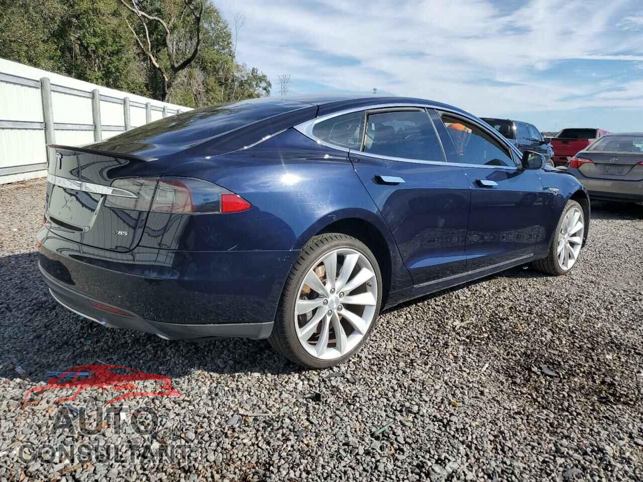 TESLA MODEL S 2013 - 5YJSA1CP0DFP11662