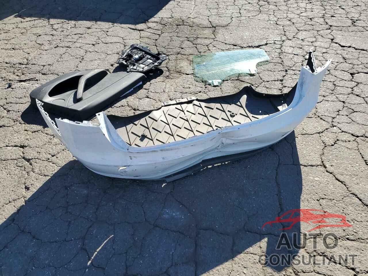 TESLA MODEL 3 2023 - 5YJ3E1EA0PF483507
