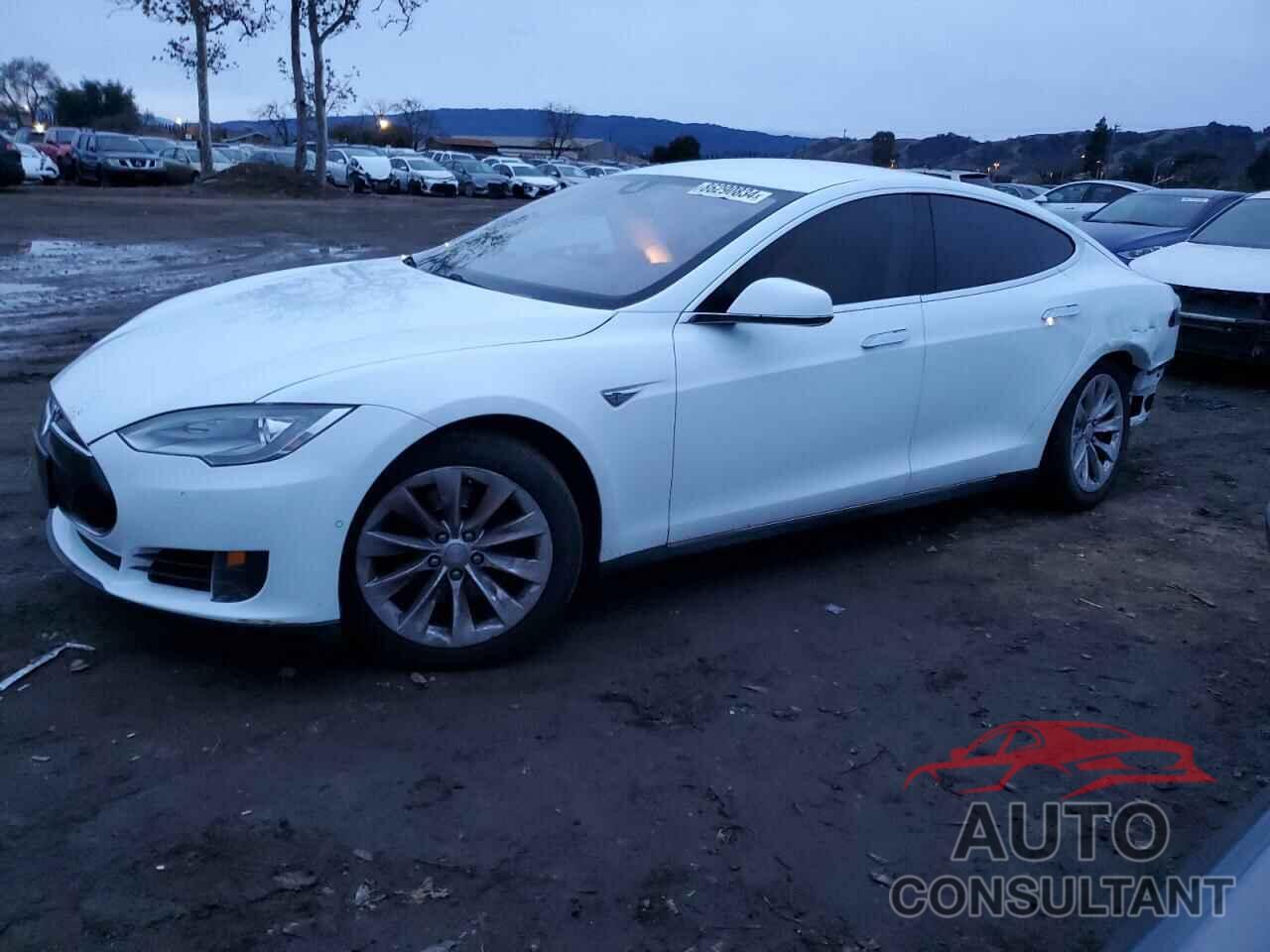 TESLA MODEL S 2016 - 5YJSA1E16GF133564