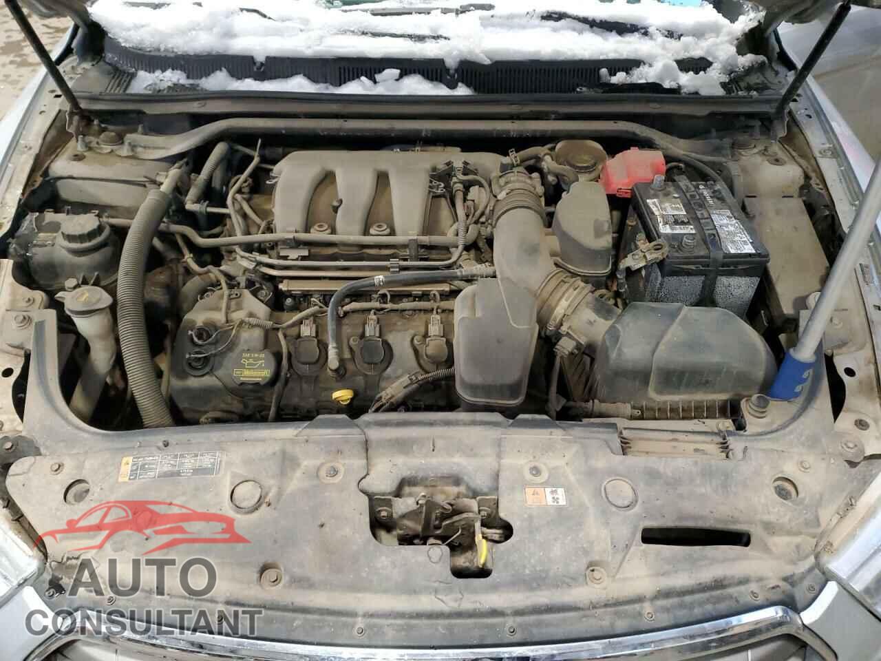 FORD TAURUS 2013 - 1FAHP2H80DG128780