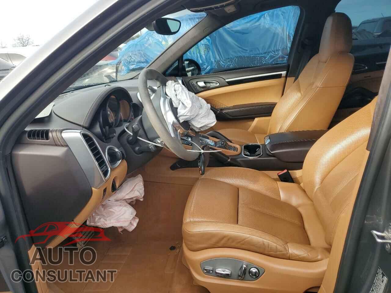 PORSCHE CAYENNE 2013 - WP1AD2A22DLA74169