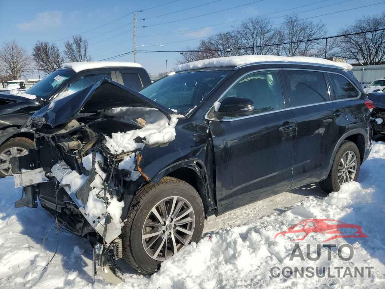 TOYOTA HIGHLANDER 2017 - 5TDKZRFH3HS517026