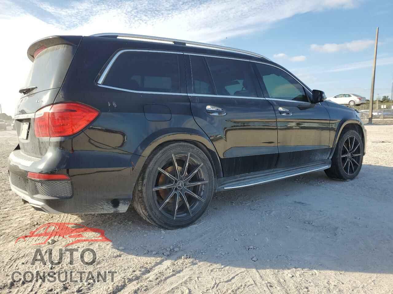 MERCEDES-BENZ GL-CLASS 2014 - 4JGDF7DE7EA372348