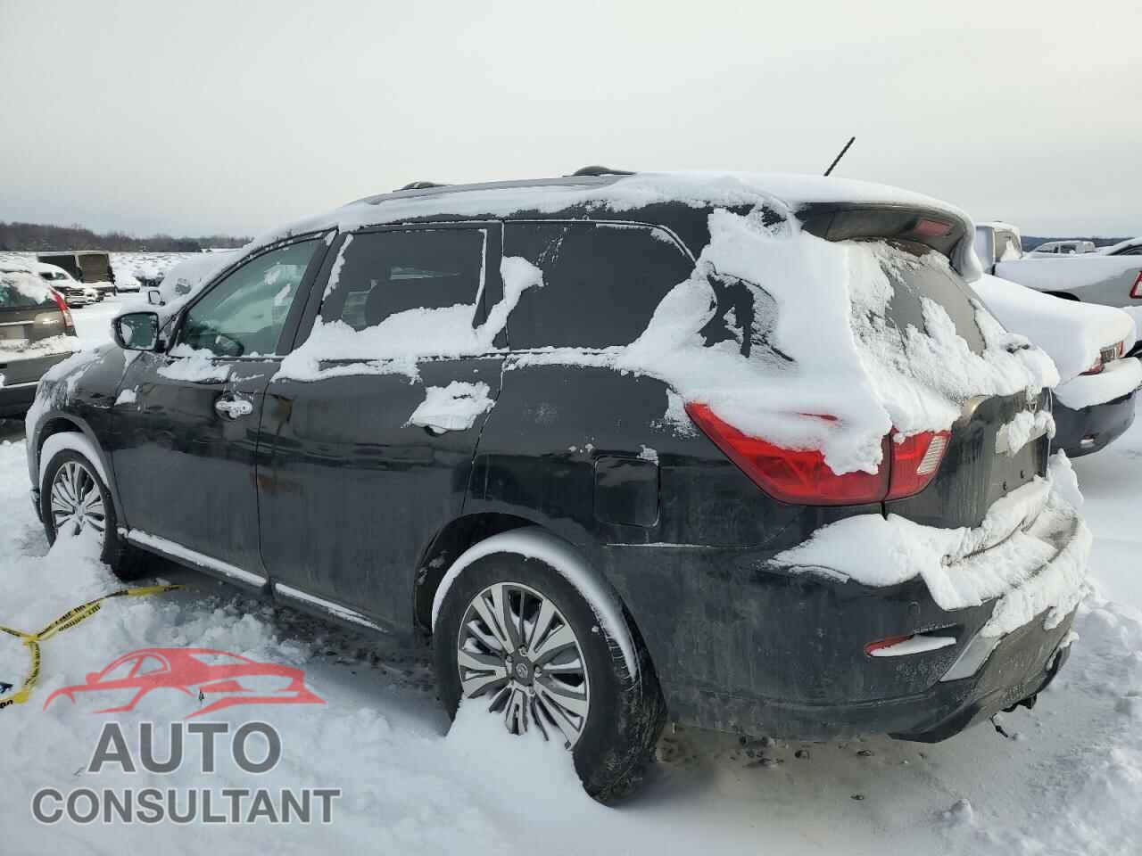 NISSAN PATHFINDER 2017 - 5N1DR2MMXHC655210