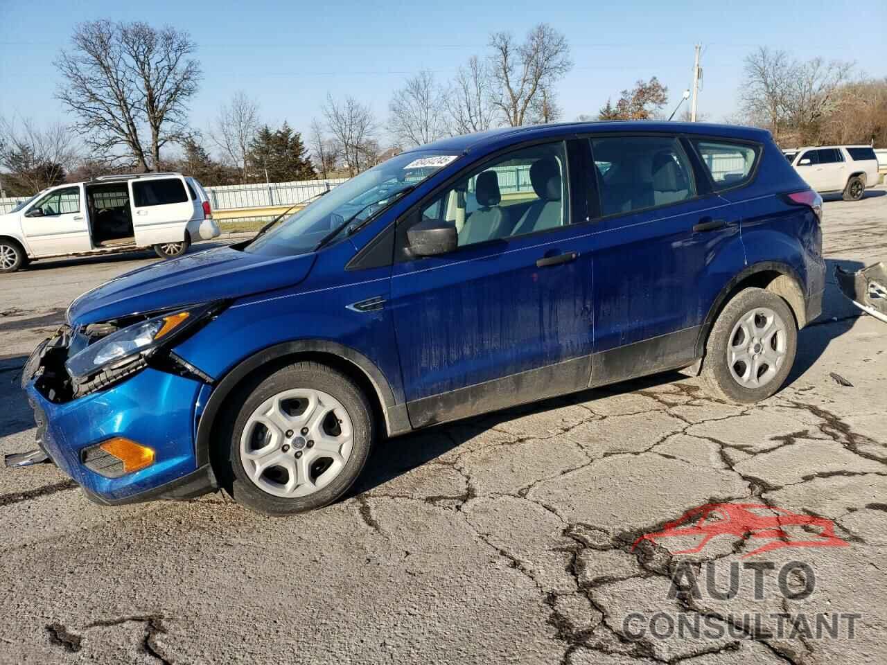 FORD ESCAPE 2018 - 1FMCU0F73JUA84598