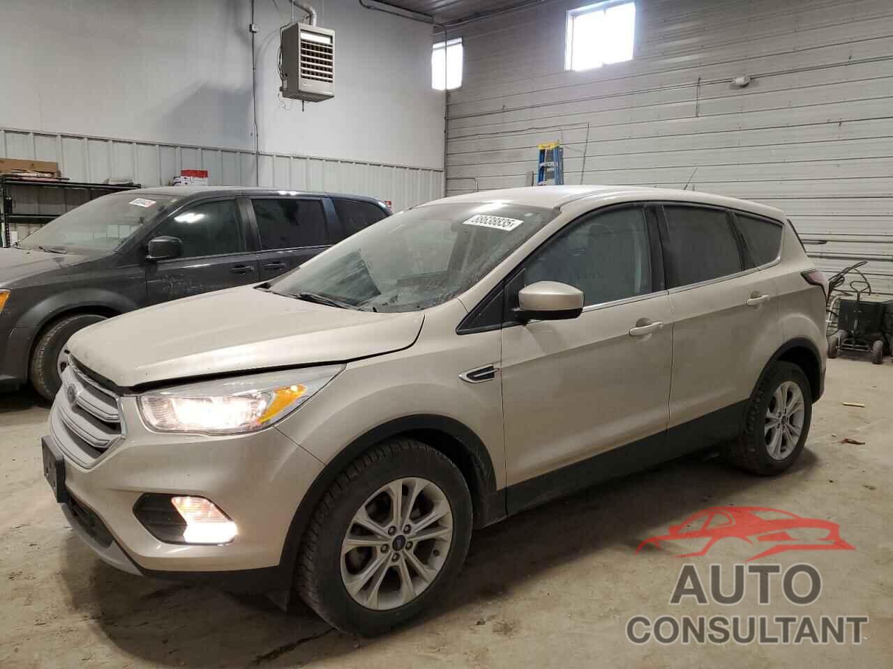 FORD ESCAPE 2017 - 1FMCU0GD9HUF07490