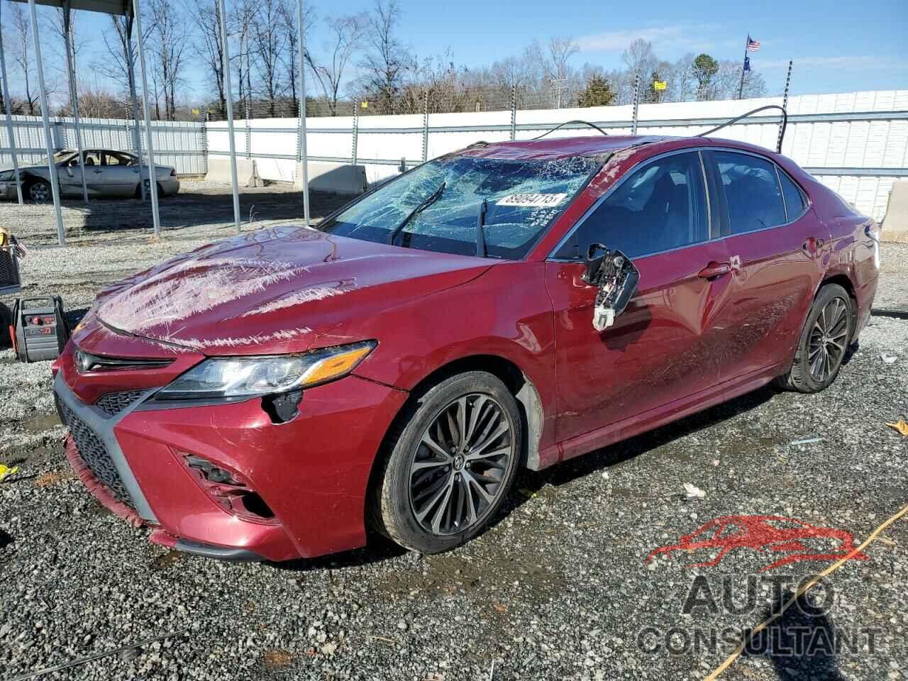 TOYOTA CAMRY 2018 - 4T1B11HK4JU514148