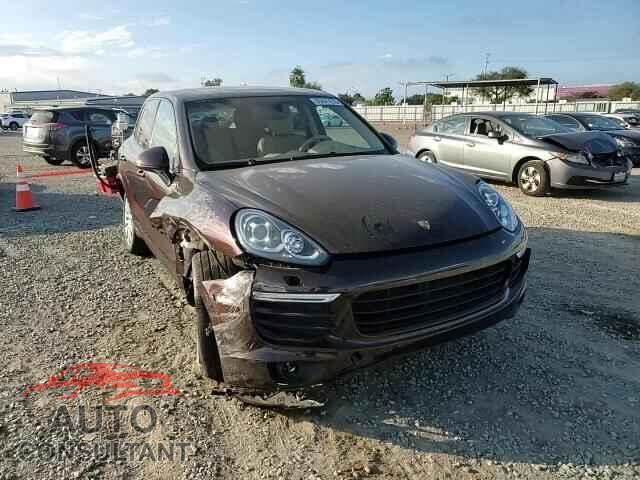 PORSCHE CAYENNE 2017 - WP1AA2A25HKA81296