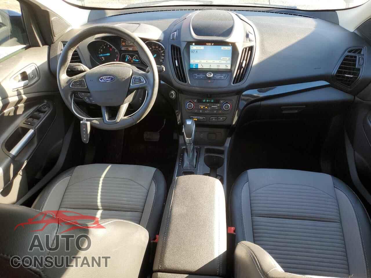 FORD ESCAPE 2019 - 1FMCU0GD3KUB69656