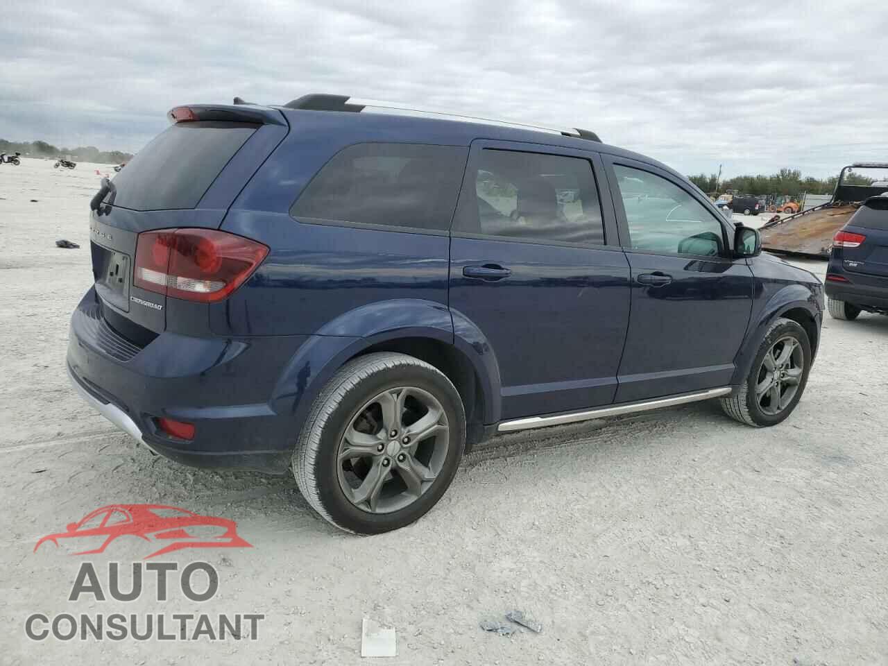 DODGE JOURNEY 2017 - 3C4PDCGB5HT516817