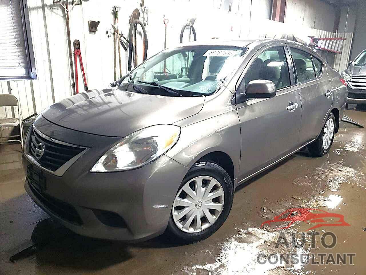 NISSAN VERSA 2013 - 3N1CN7AP7DL852912