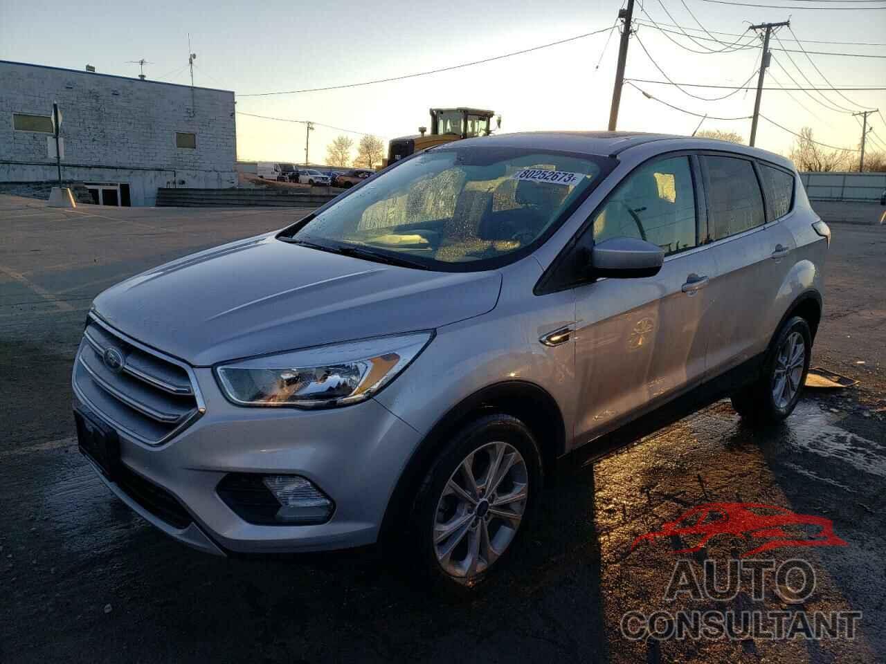 FORD ESCAPE 2017 - 1FMCU0GD6HUE03023