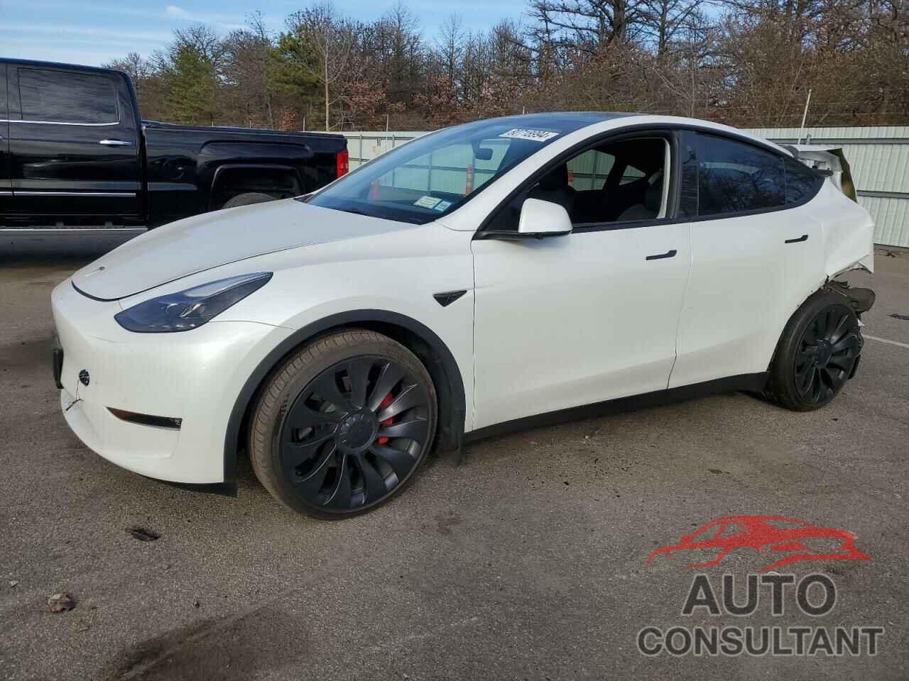 TESLA MODEL Y 2023 - 7SAYGDEF9PF768738