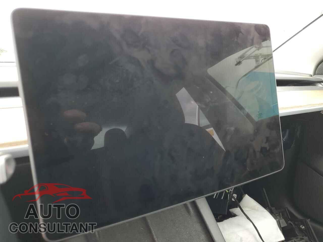 TESLA MODEL 3 2022 - 5YJ3E1EA0NF290691