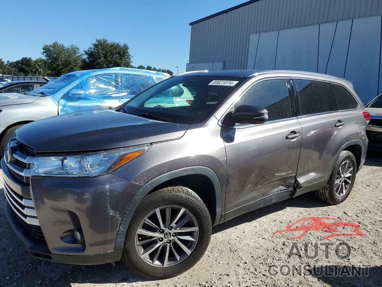 TOYOTA HIGHLANDER 2019 - 5TDKZRFH9KS562141