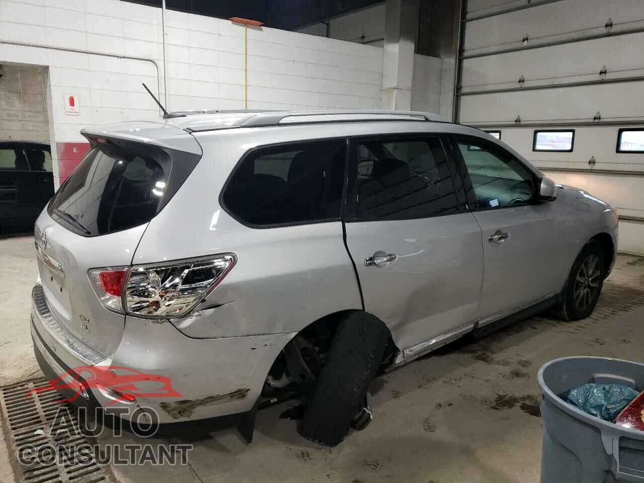 NISSAN PATHFINDER 2013 - 5N1AR2MM9DC666714
