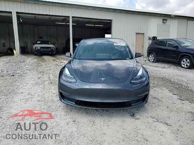 TESLA MODEL 3 2021 - 5YJ3E1EA5MF060708