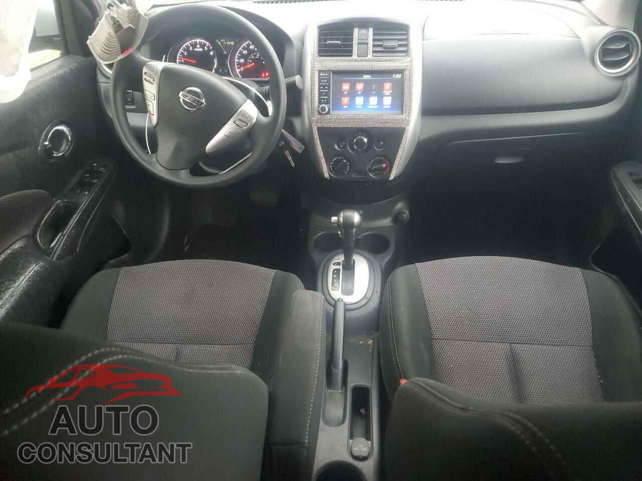NISSAN VERSA 2019 - 3N1CN7AP3KL869395