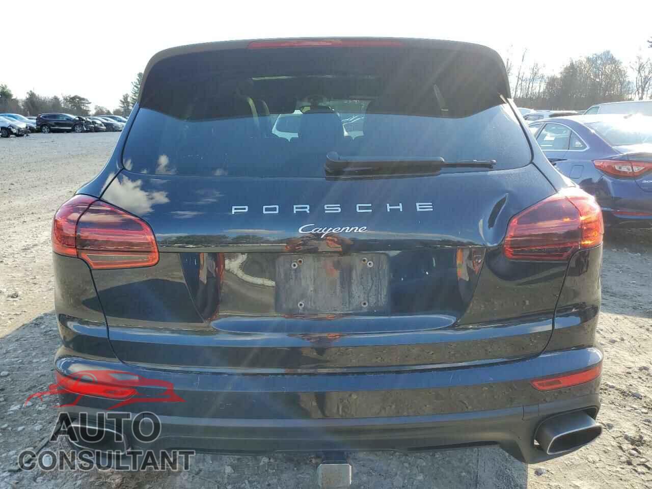 PORSCHE CAYENNE 2016 - WP1AA2A22GKA36265