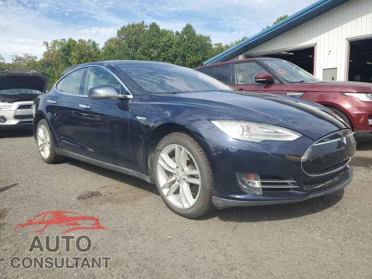 TESLA MODEL S 2014 - 5YJSA1H13EFP38327