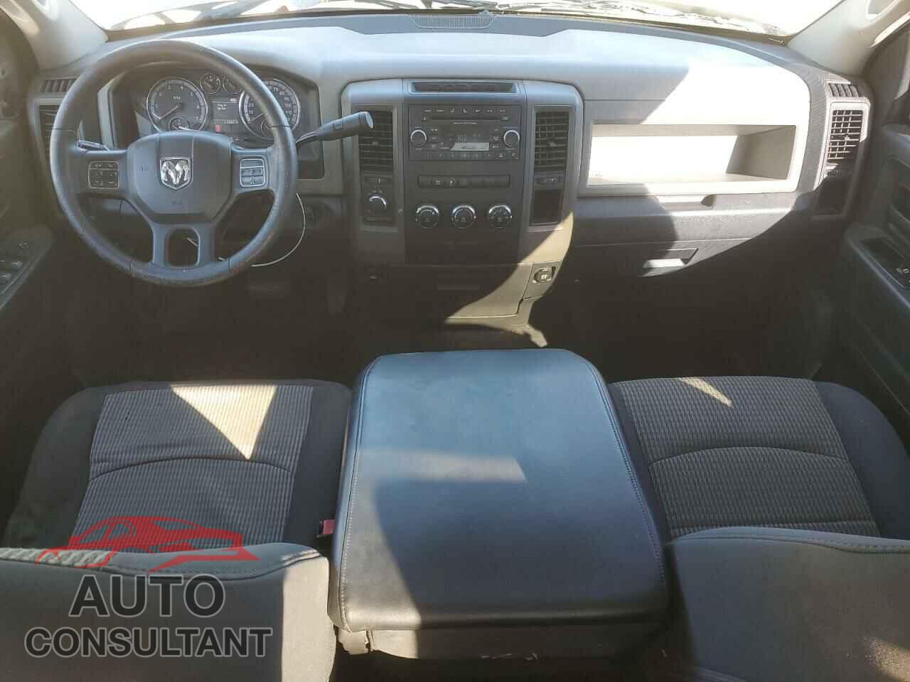 DODGE RAM 1500 2012 - 1C6RD7FT7CS283843