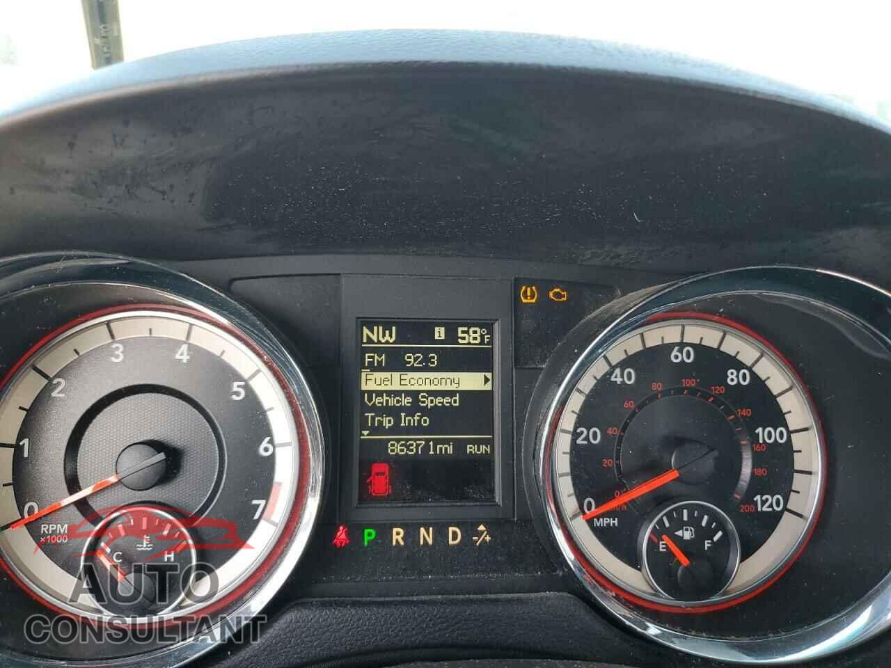 DODGE CARAVAN 2017 - 2C4RDGEG8HR546475