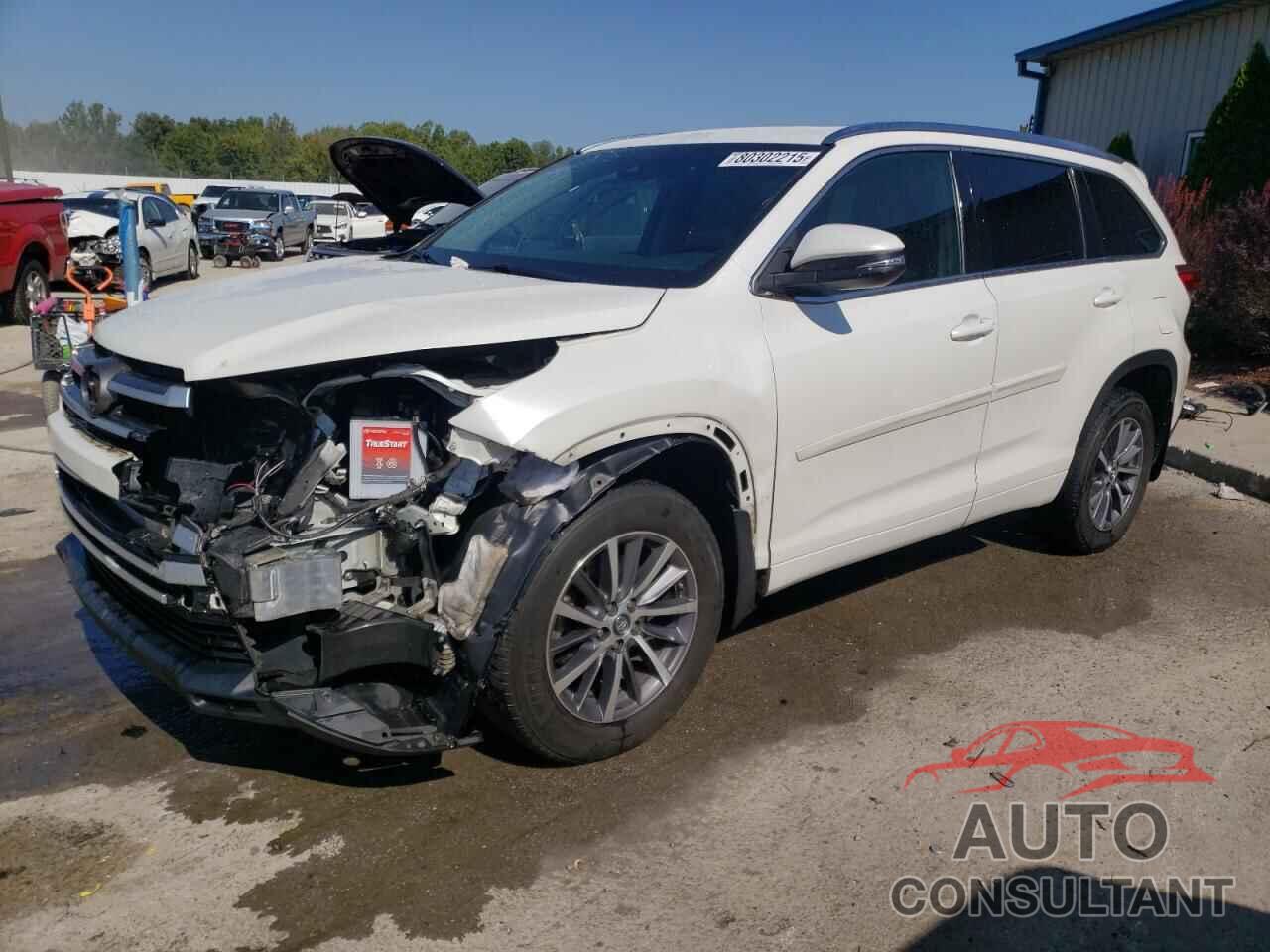 TOYOTA HIGHLANDER 2018 - 5TDKZRFH6JS538961