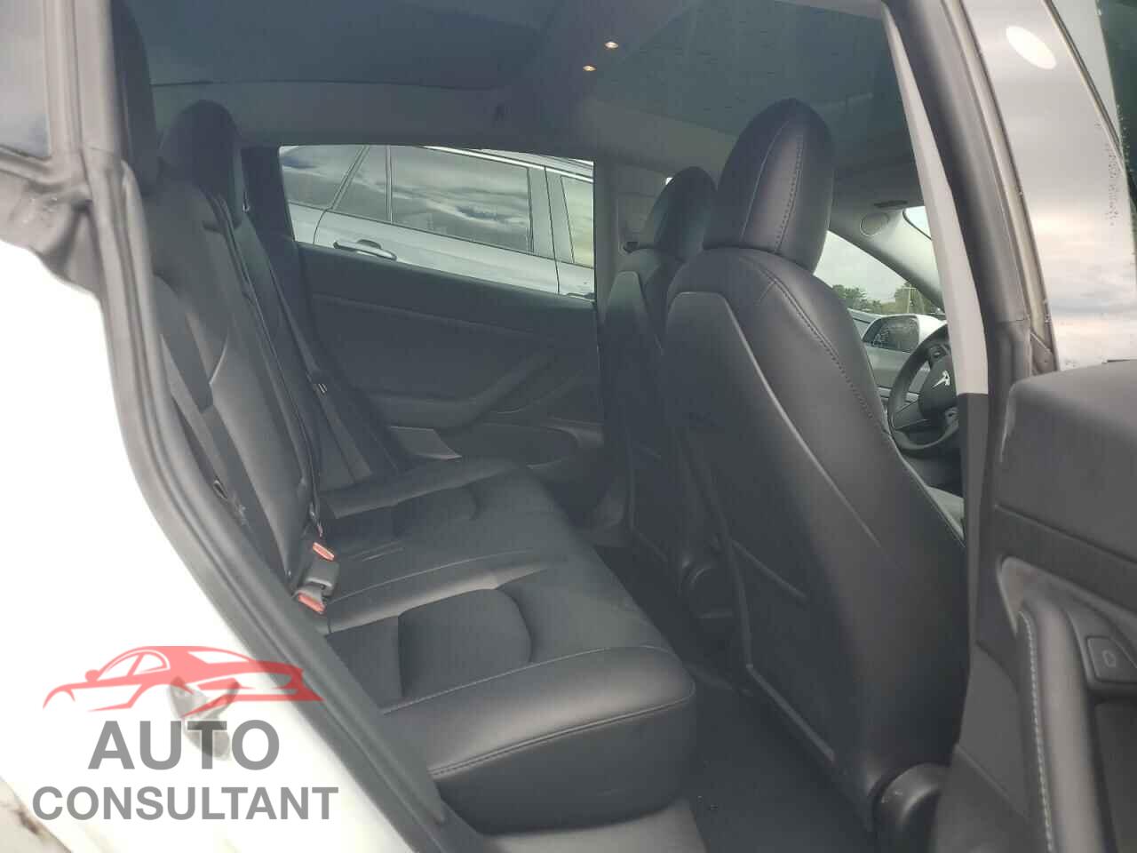 TESLA MODEL 3 2021 - 5YJ3E1EA3MF853683
