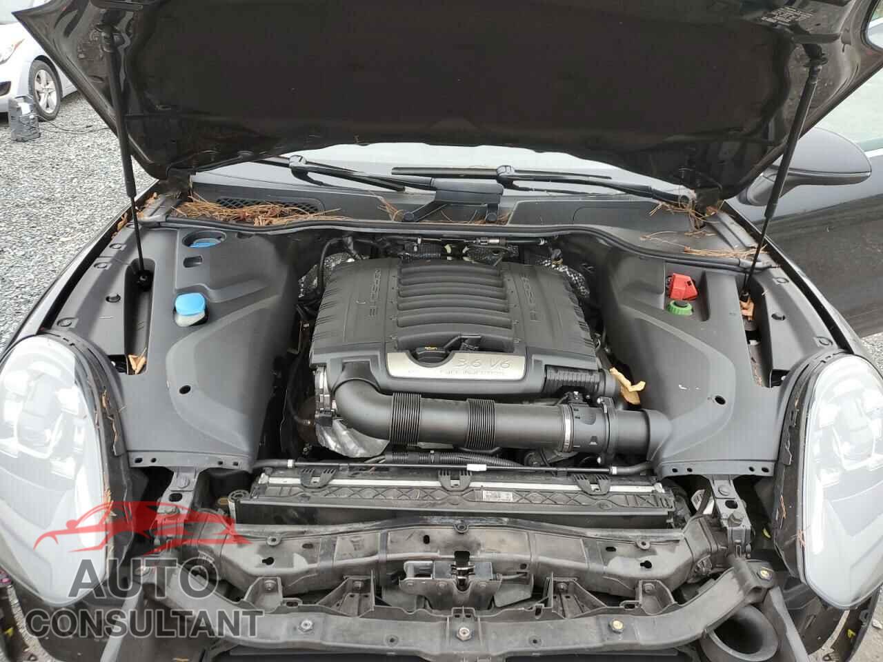 PORSCHE CAYENNE 2016 - WP1AA2A28GKA10866