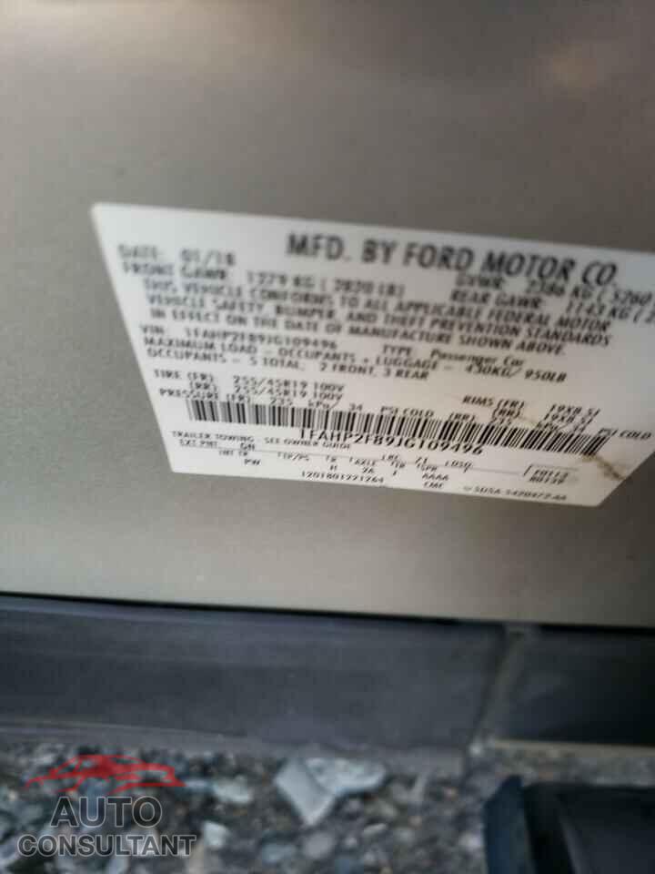 FORD TAURUS 2018 - 1FAHP2F89JG109496