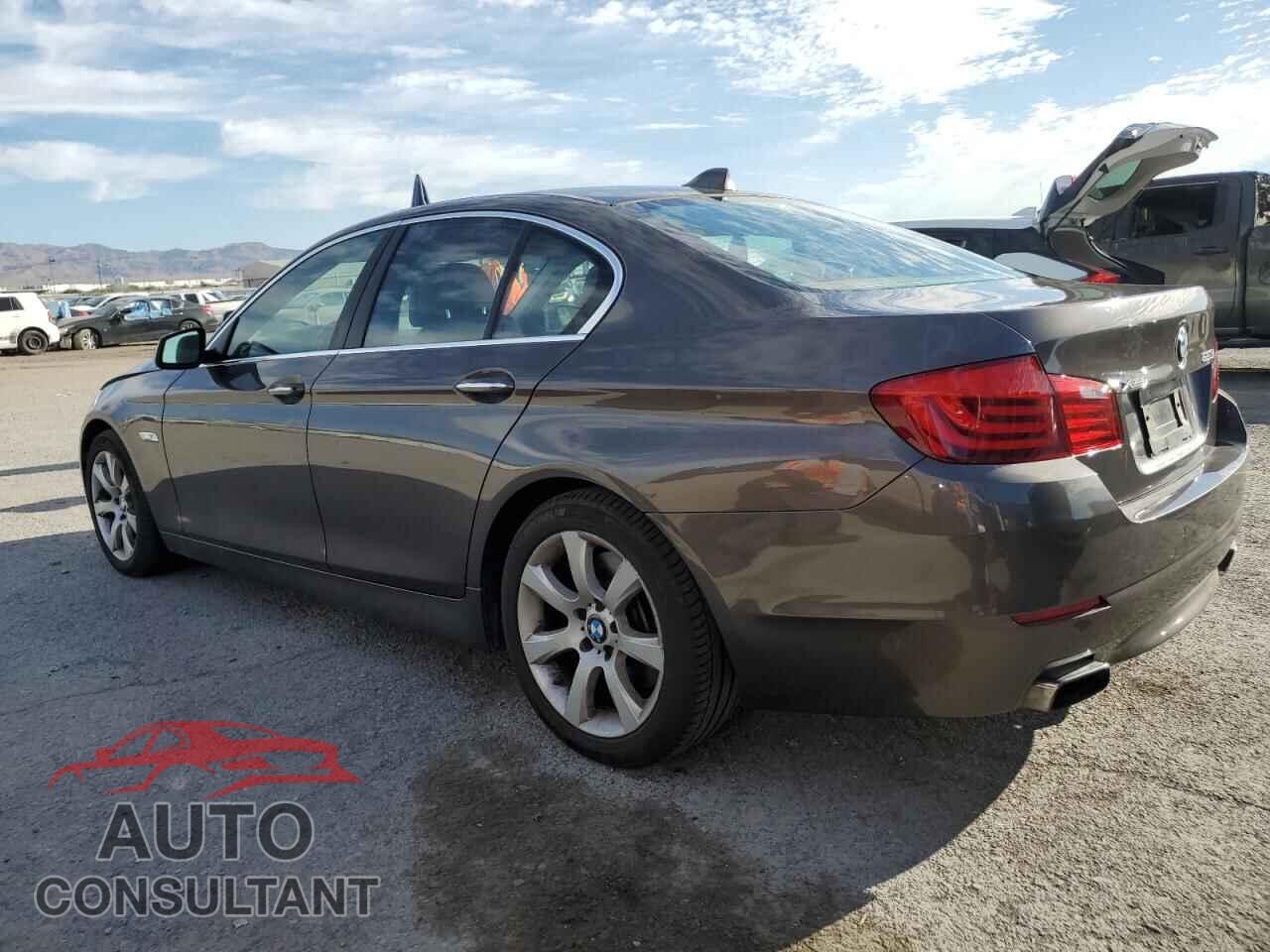 BMW 5 SERIES 2013 - WBAFU9C57DDY72472