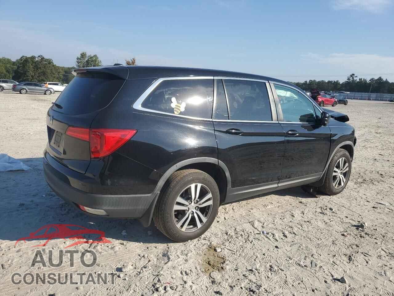 HONDA PILOT 2017 - 5FNYF5H57HB048185