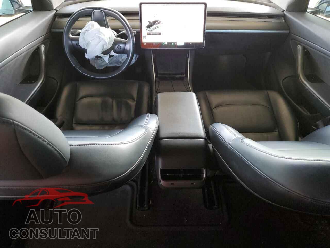 TESLA MODEL 3 2017 - 5YJ3E1EA7HF001052