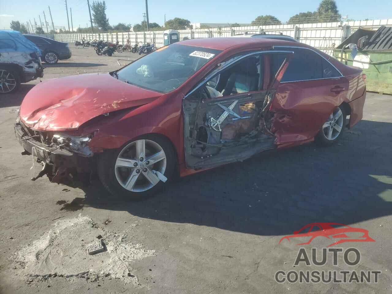 TOYOTA CAMRY 2014 - 4T1BF1FK0EU781930