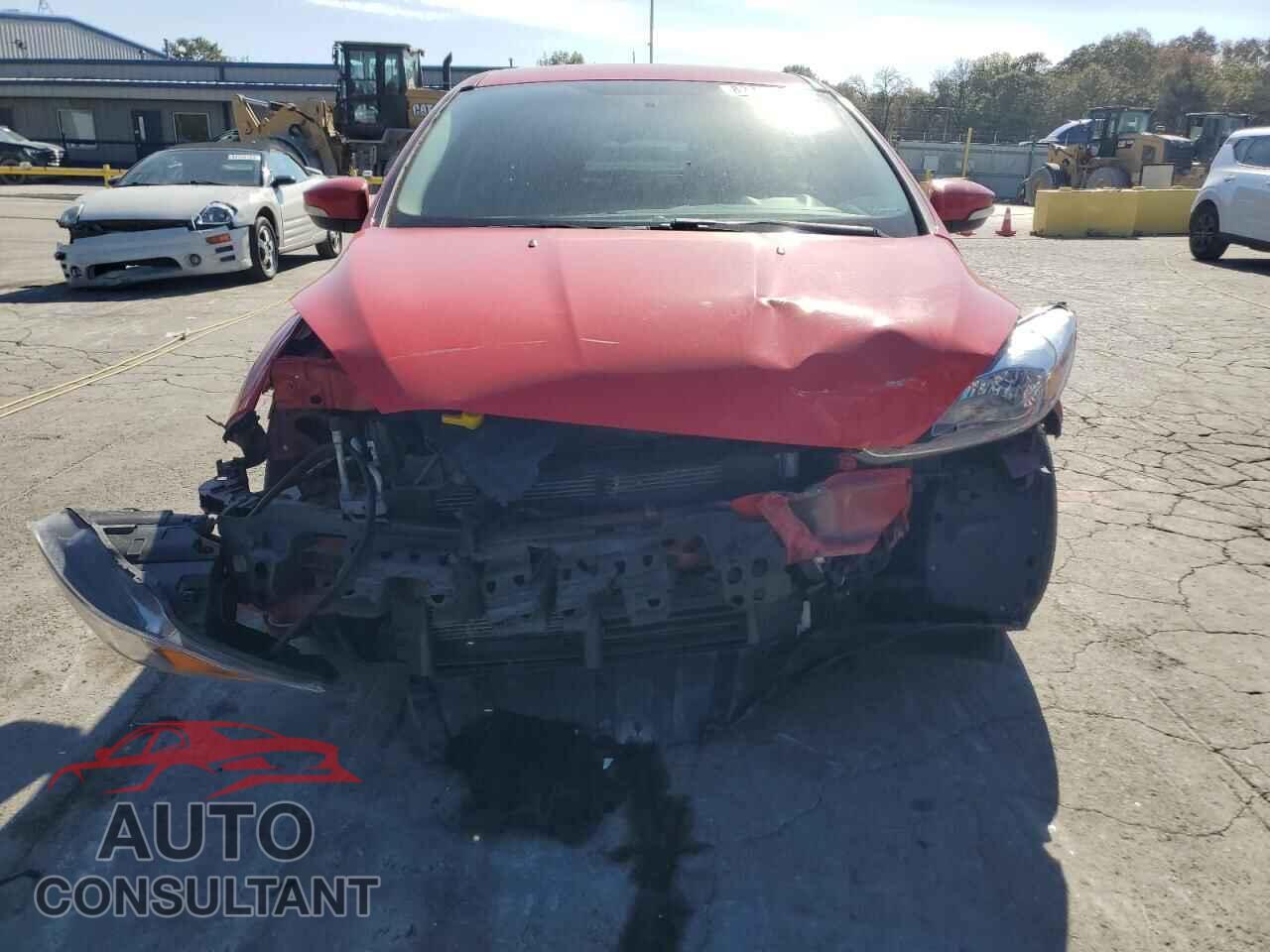 FORD FOCUS 2017 - 1FADP3F27HL304319