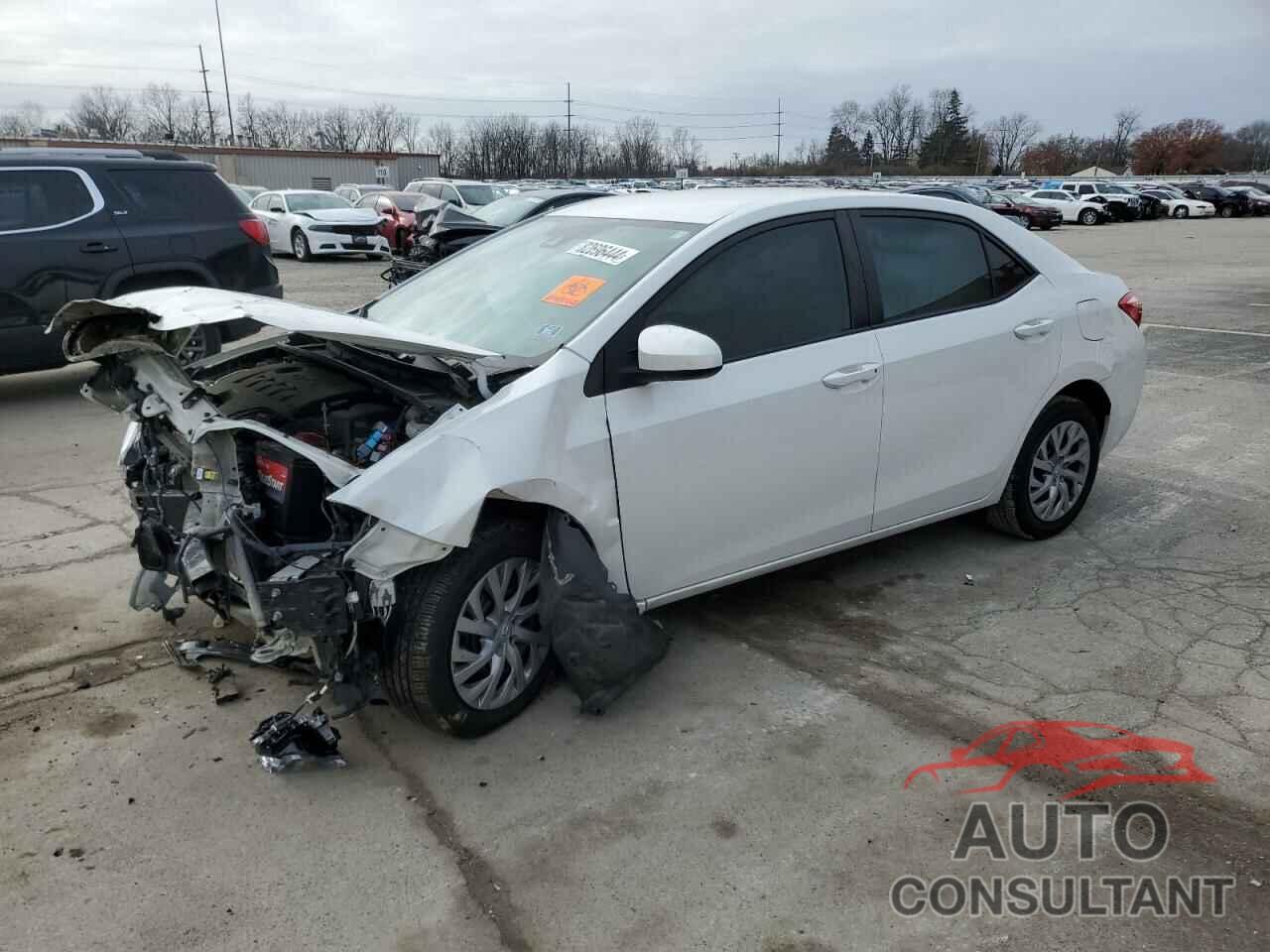 TOYOTA COROLLA 2018 - 5YFBURHE7JP776733