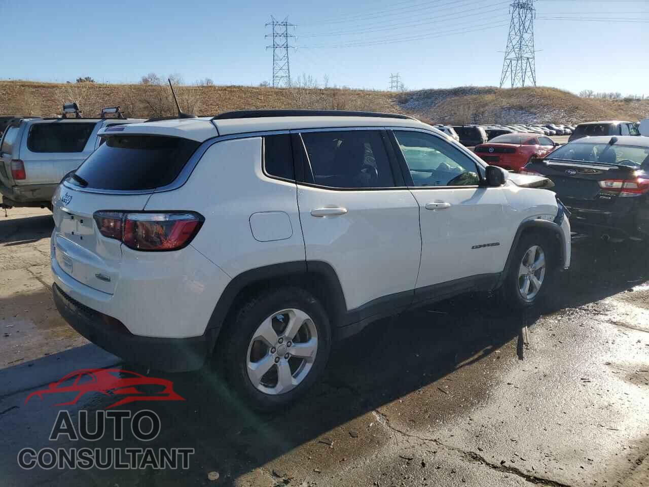 JEEP COMPASS 2018 - 3C4NJDBB7JT103817