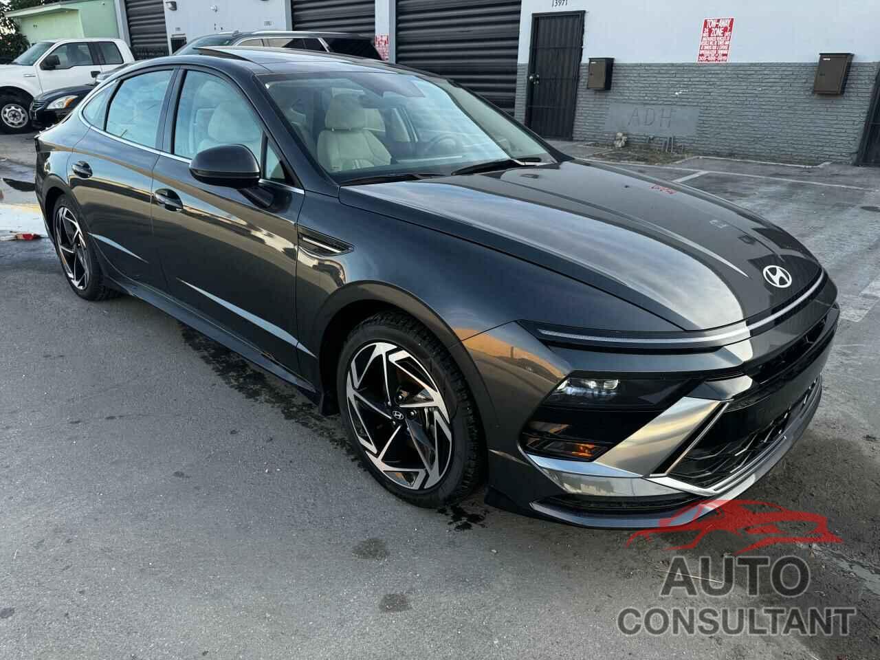 HYUNDAI SONATA 2024 - KMHL14JA3RA416099