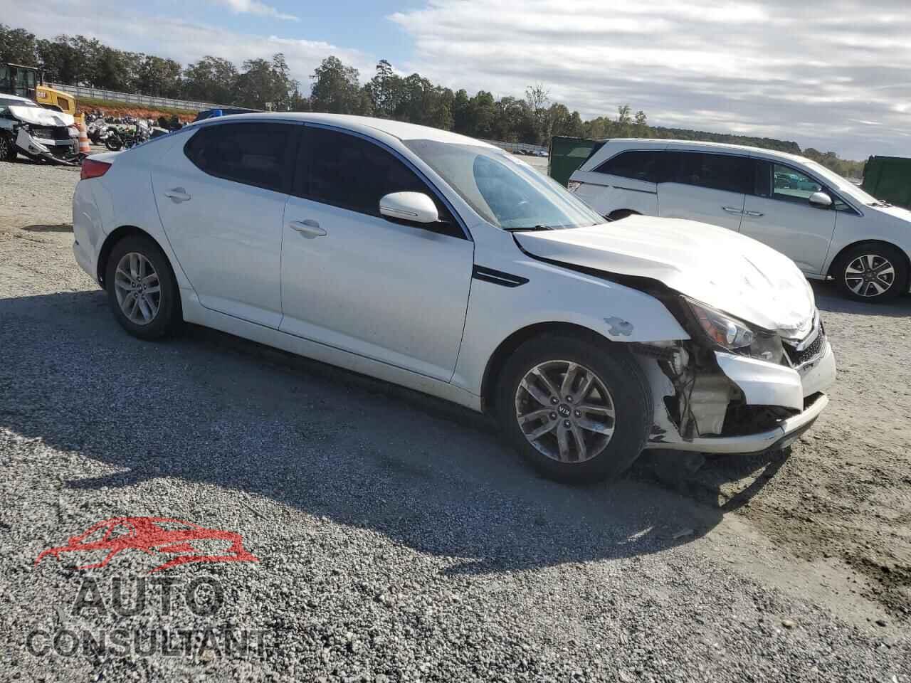 KIA OPTIMA 2011 - KNAGM4A79B5077071