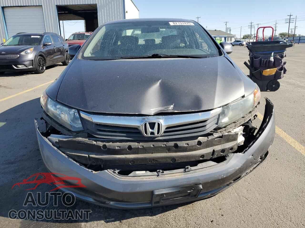 HONDA CIVIC 2012 - 2HGFB2F98CH556435