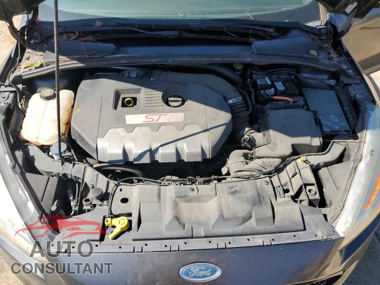 FORD FOCUS 2016 - 1FADP3L93GL209255