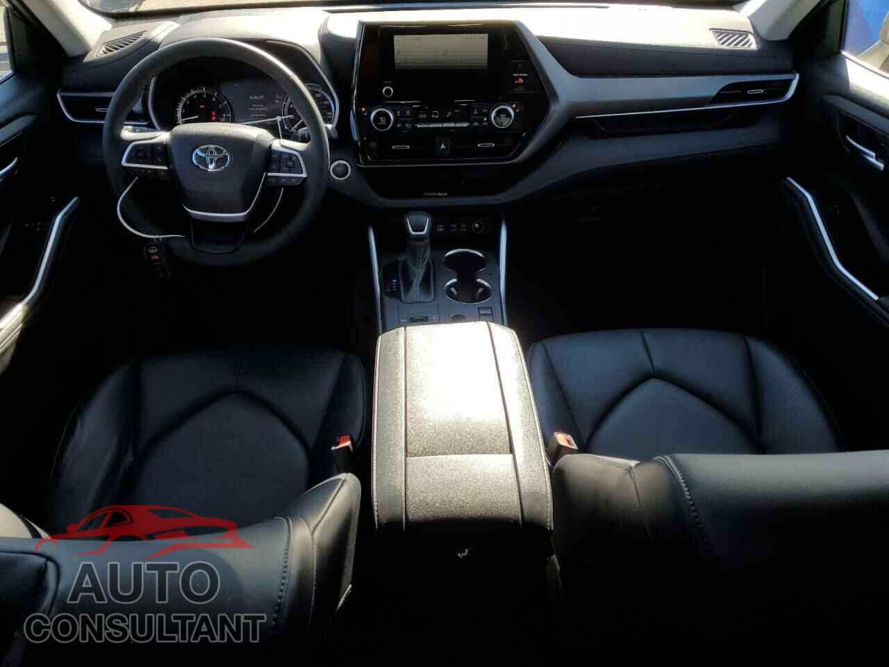 TOYOTA HIGHLANDER 2024 - 5TDKDRAH0RS528587