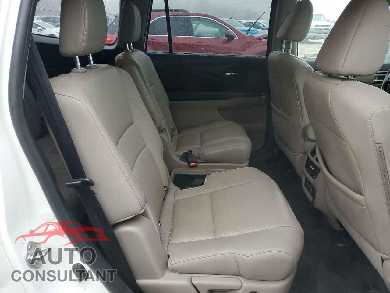 HONDA PILOT 2017 - 5FNYF6H09HB103214